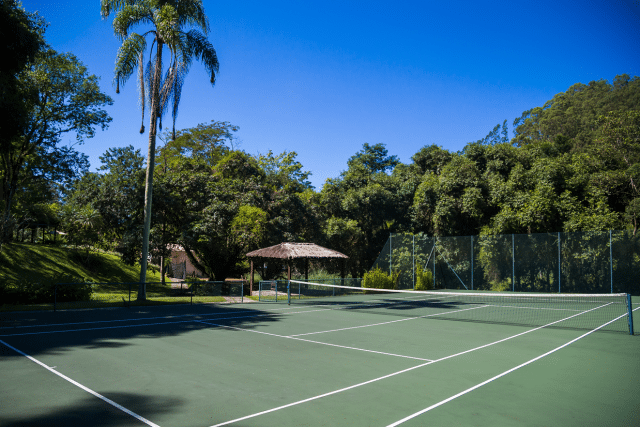 quadra de tênis fazenda